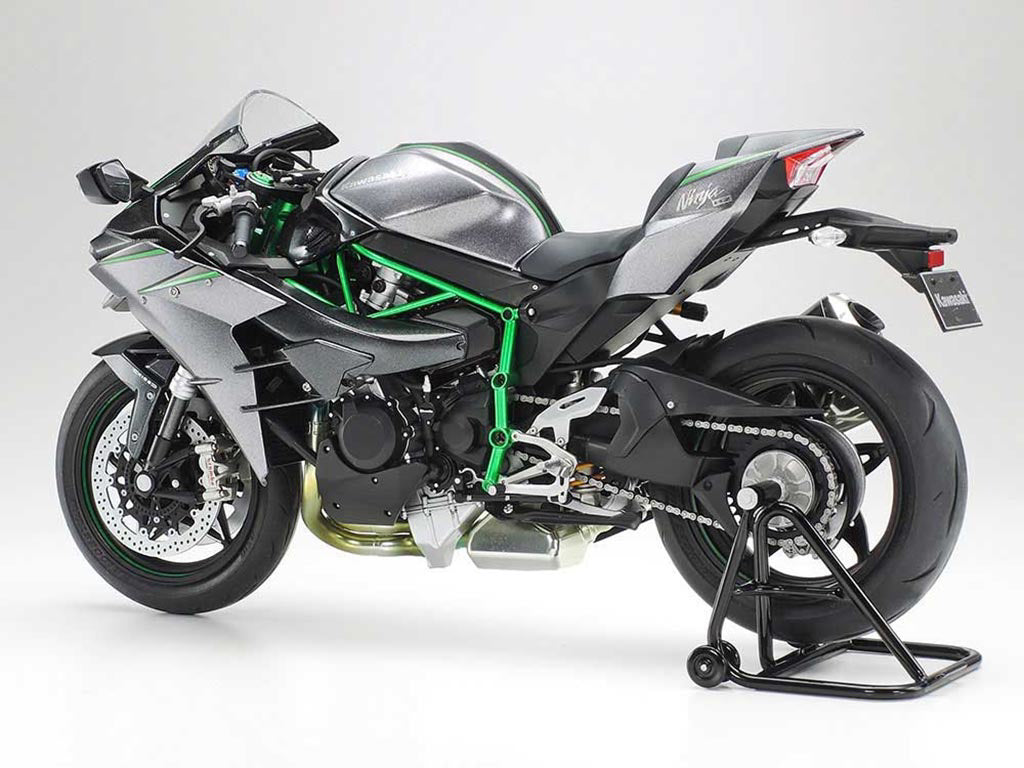 Tamiya 1/12 Scale Kawasaki Ninja H2 Carbon Kit 14136