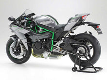 Load image into Gallery viewer, Tamiya 1/12 Scale Kawasaki Ninja H2 Carbon Kit 14136