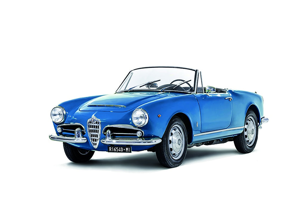 Italeri 1/24 Alfa Romeo Giulia 1600 Spider Kit