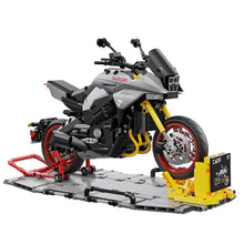 Load image into Gallery viewer, CaDA 1/6 Suzuki Katana Motorcycle Brick Construction Kit 1104 Piece C59021W