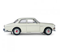 Load image into Gallery viewer, IXO Collections 1/8 Volvo S122 Amazone Metal Kit