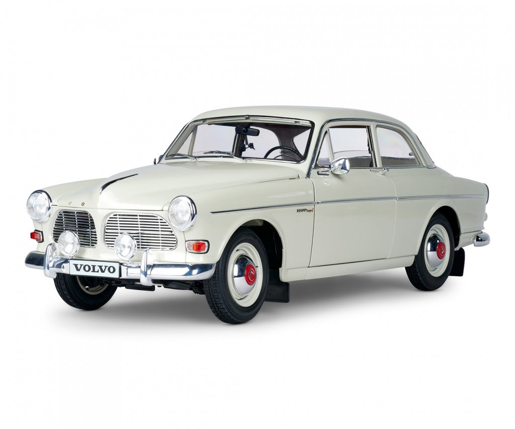 IXO Collections 1/8 Volvo S122 Amazone Metal Kit